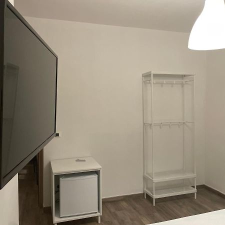 A Casa Di Nene Beb Bed & Breakfast Lesina Bagian luar foto